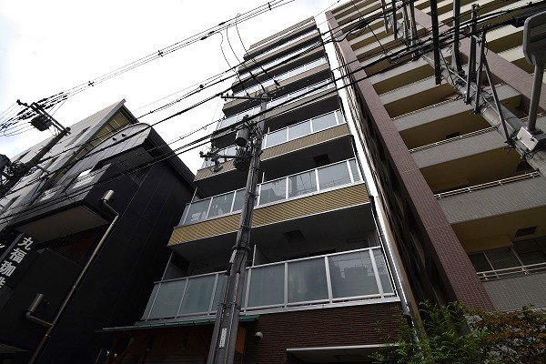 プリモパッソ谷町９丁目の外観