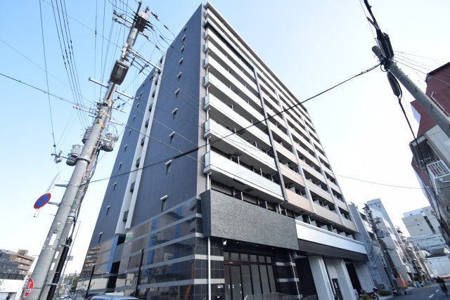 レジュールアッシュウエストレジスの外観