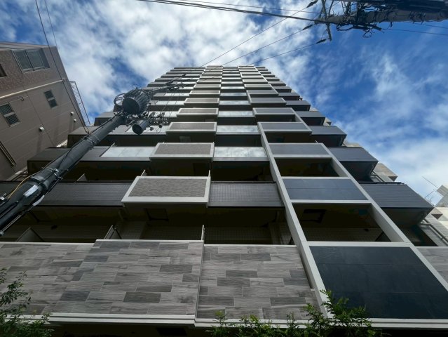 ファーストフィオーレ新町ファジスタの外観