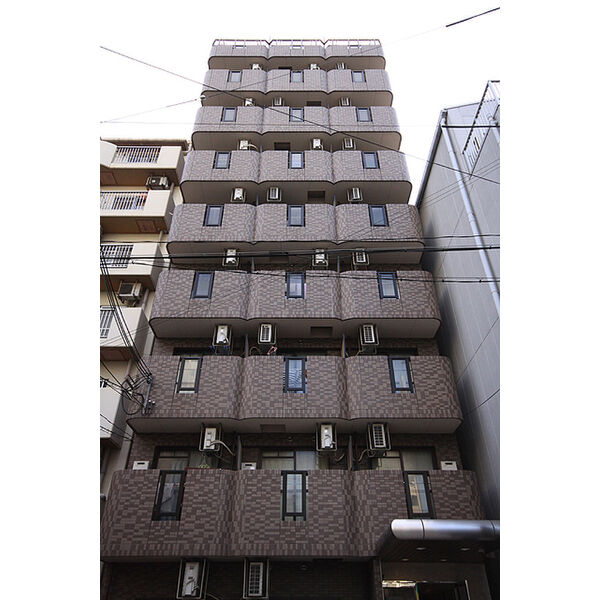 大阪市西区南堀江２丁目の賃貸マンションの外観