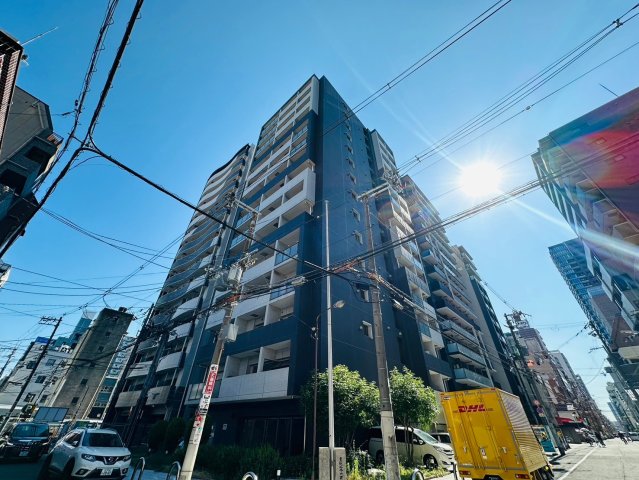アプリーレ堺筋本町の外観
