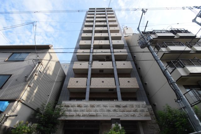 プレサンス難波幸町の外観