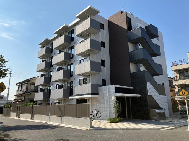 MAXIV HY's高砂AZの外観