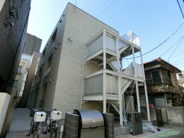 リブリ・西新宿の外観