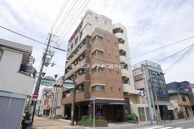 エスカーサ大阪城東の外観