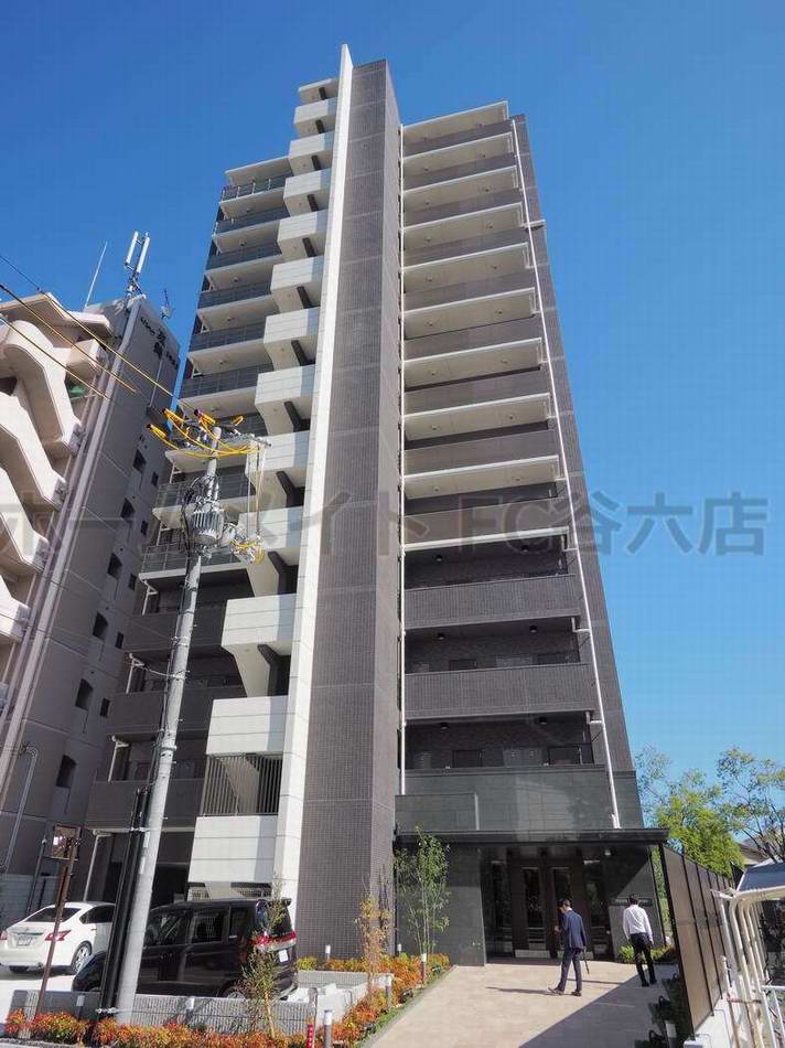 レシオス大阪城公園の外観