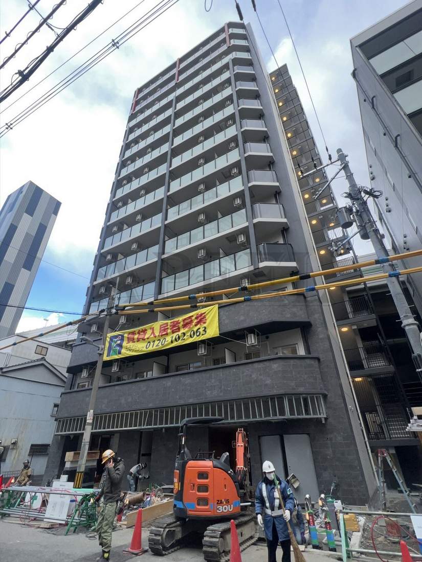 エステムコート堺筋本町の外観