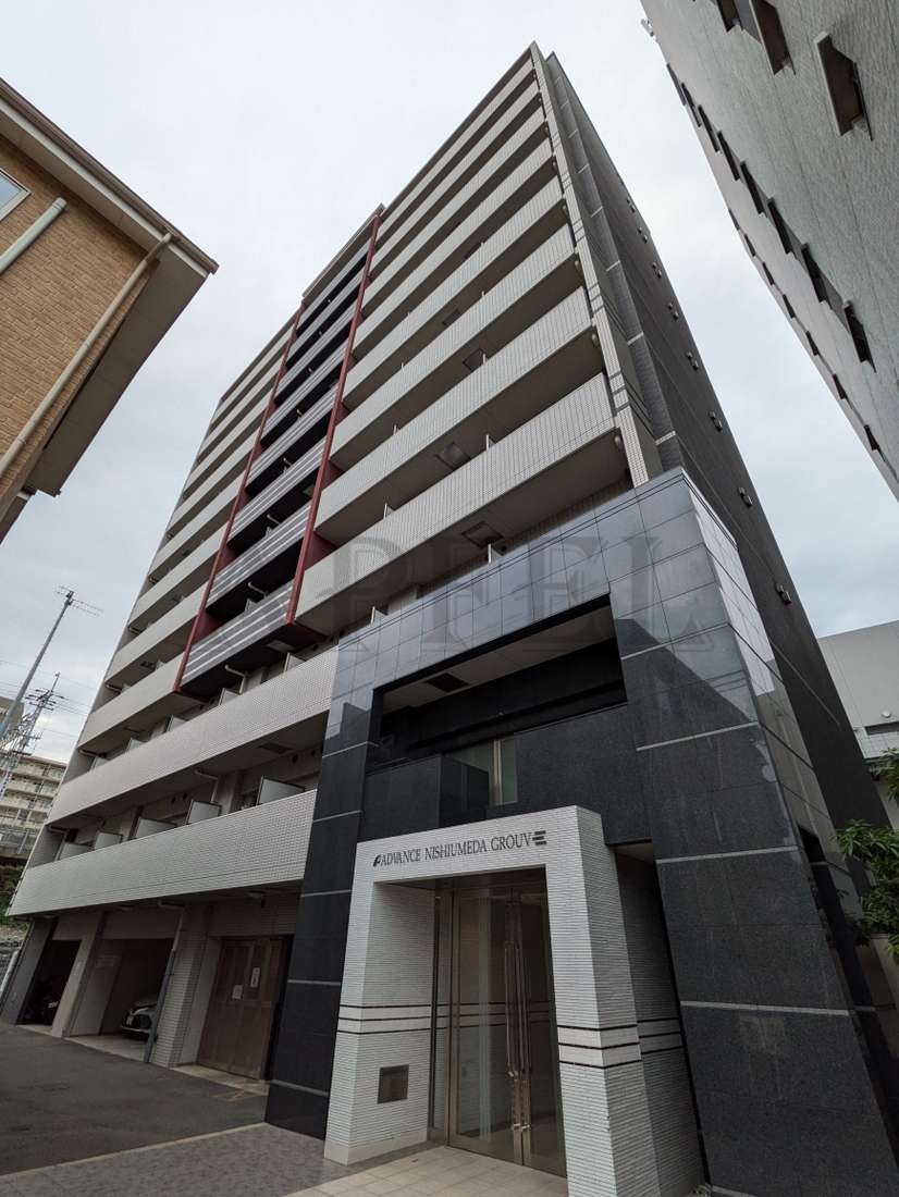 アドバンス西梅田グルーブの外観