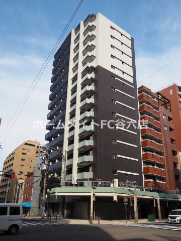 ミラージュパレス本町Departの外観