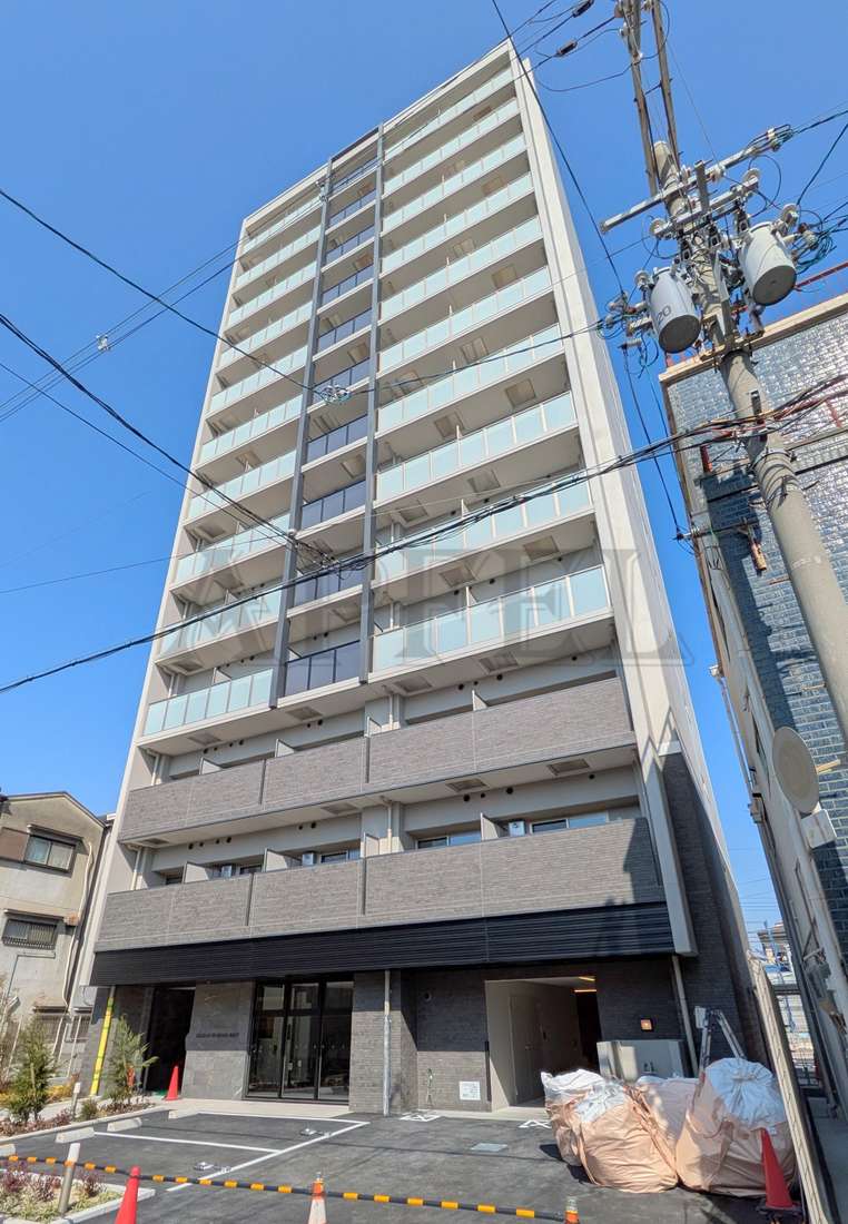 エスリード大阪城EASTの外観