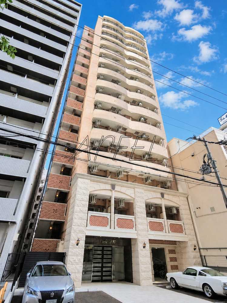 Luxe本町の外観