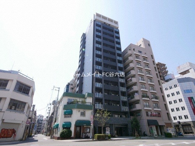 レオンコンフォート難波ノワールの外観