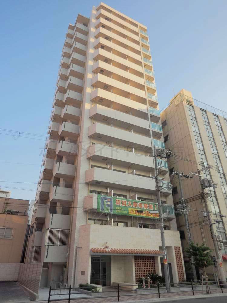 エステムコート南堀江IIICHURAの外観