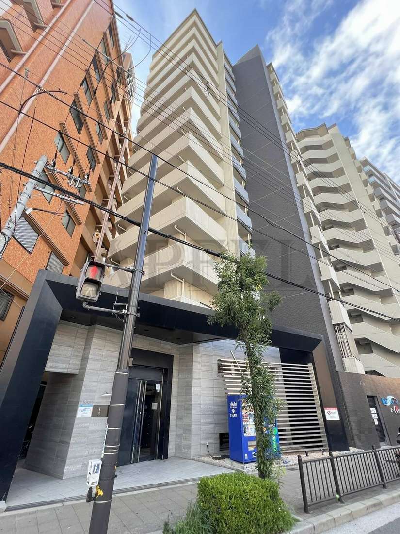 レジュールアッシュ福島の外観