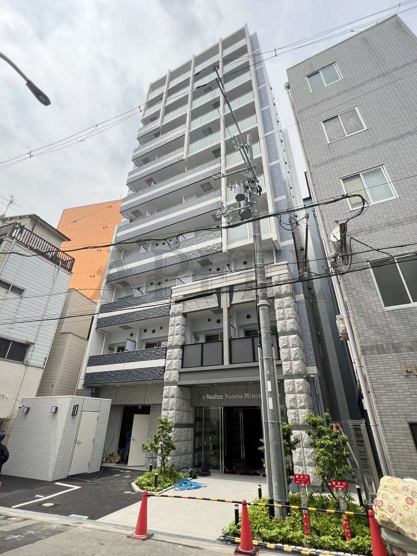 フォーリアライズ難波南レーヴの外観