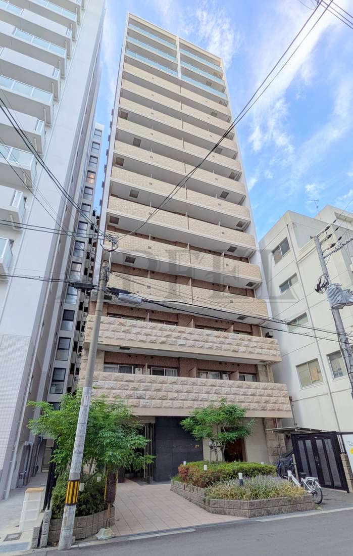 プレサンス本町ジョイスの外観