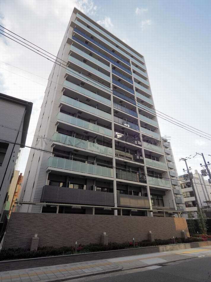 ファーストフィオーレ難波南パークサイドの外観