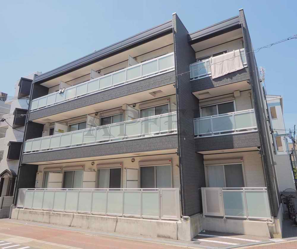 リブリ・アベリアの外観