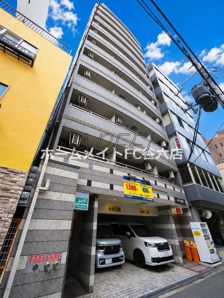 B-RISE新町の外観
