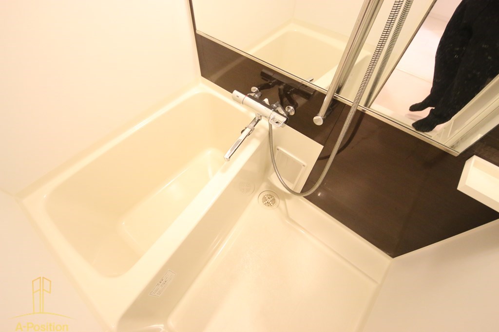 レオンコンフォート本町 