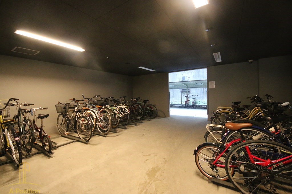 レオンコンフォート本町 