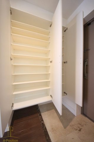 レジデンス富貴屋