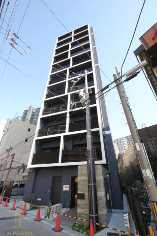 GLUCKMAISON/S-EBIE XI
