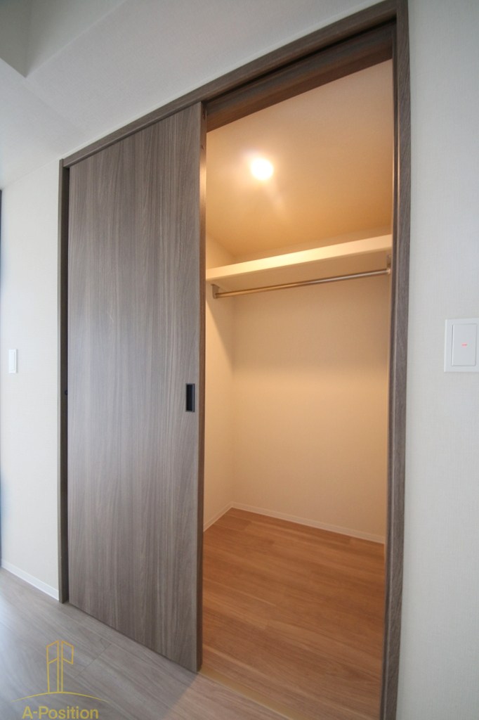 コンフォリア・リヴ本町WEST Q