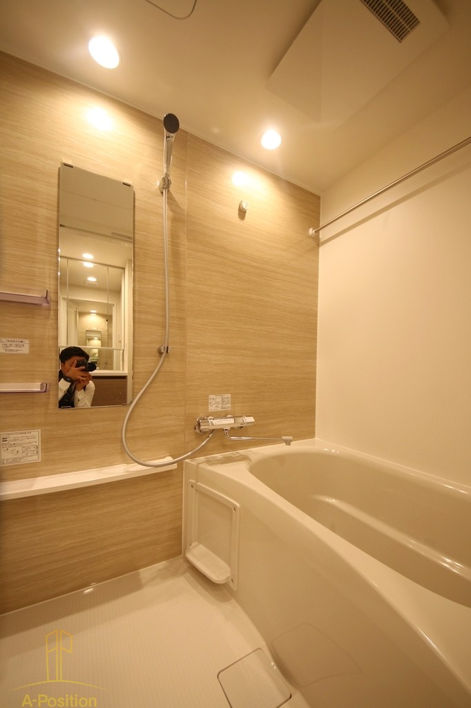 コンフォリア・リヴ本町WEST Q