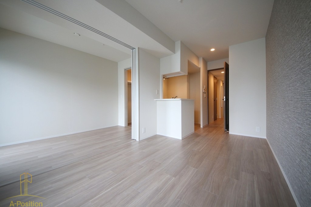 コンフォリア・リヴ本町WEST Q