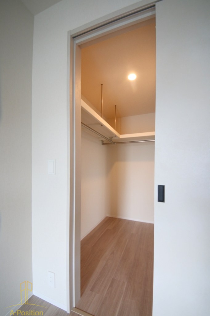 コンフォリア・リヴ本町WEST Q