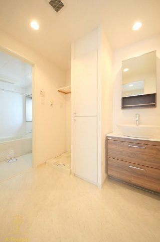 アーデン土佐堀