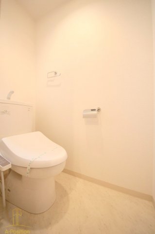 アーデン土佐堀