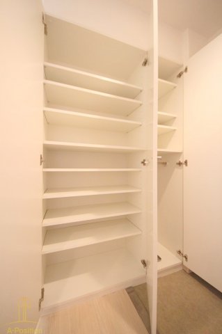 アーデン土佐堀