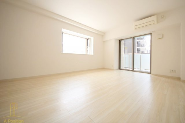 アーデン土佐堀