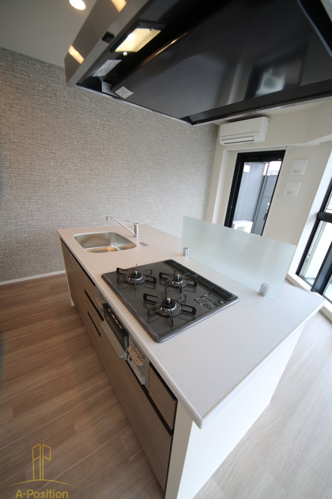 コンフォリア・リヴ本町WEST Q