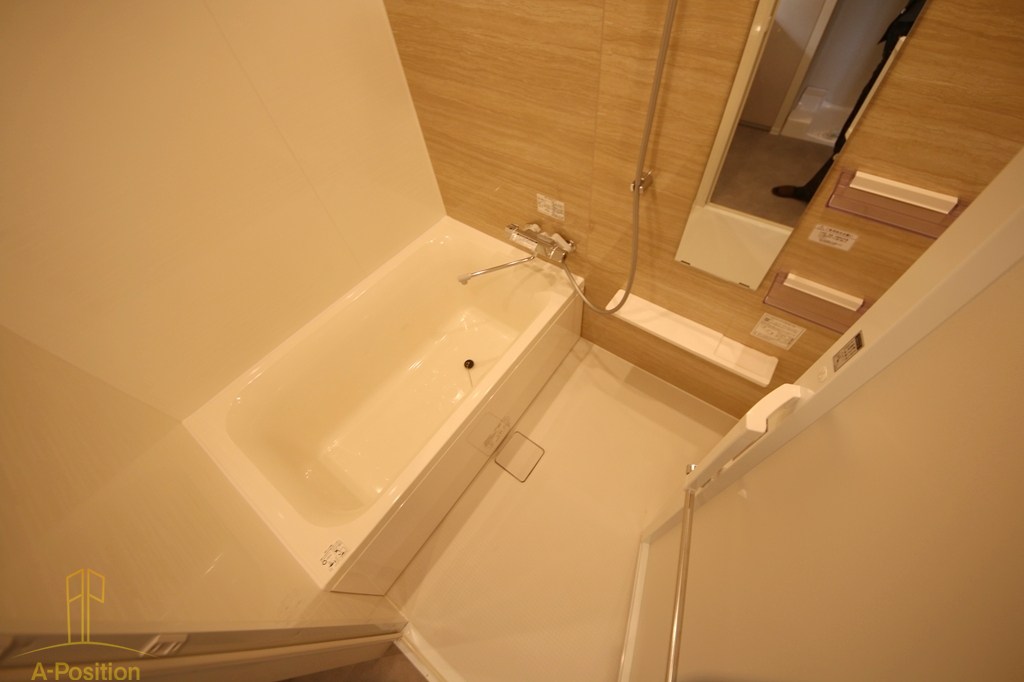 コンフォリア・リヴ本町WEST Q