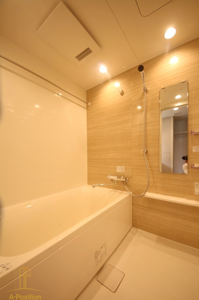 コンフォリア・リヴ本町WEST Q