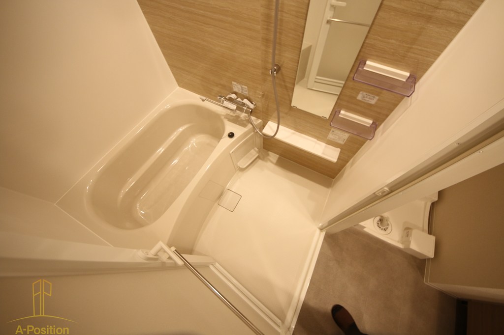 コンフォリア・リヴ本町WEST Q