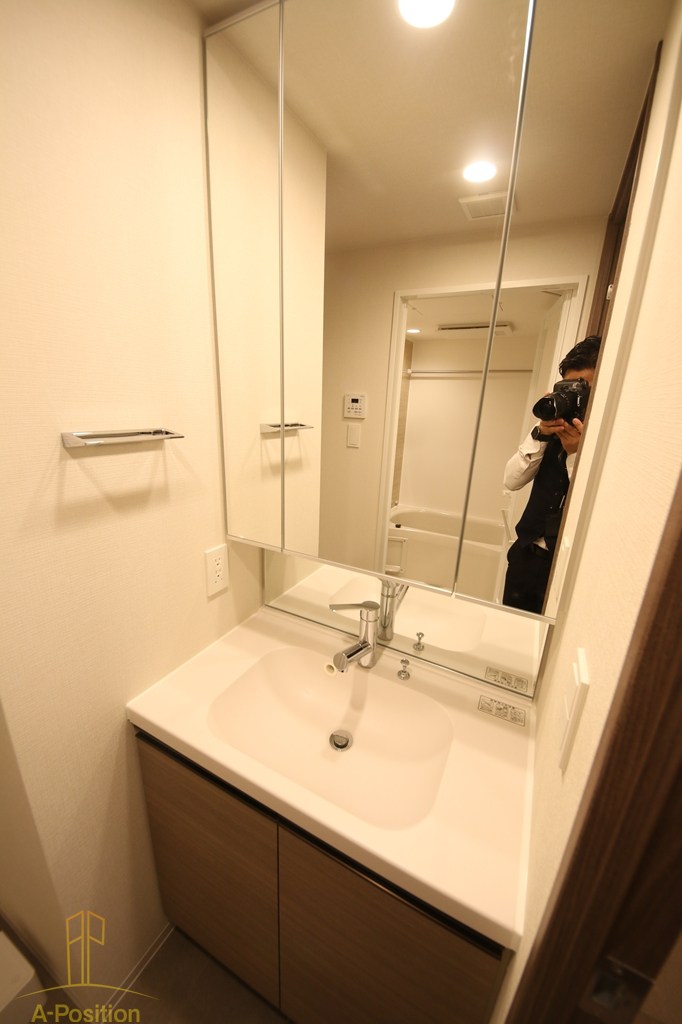 コンフォリア・リヴ本町WEST Q