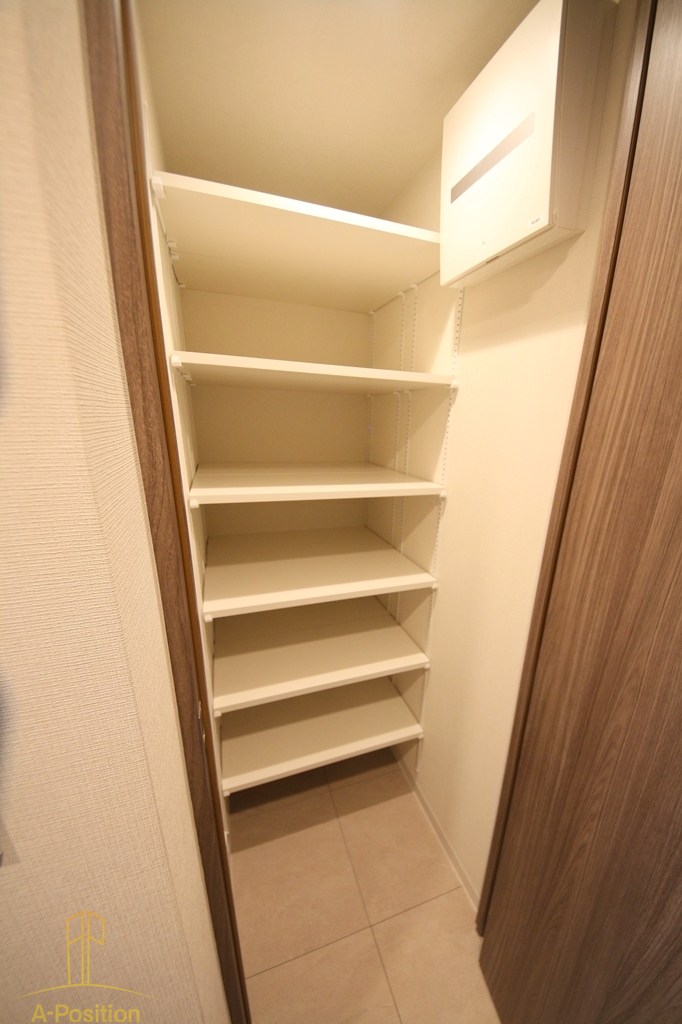 コンフォリア・リヴ本町WEST Q