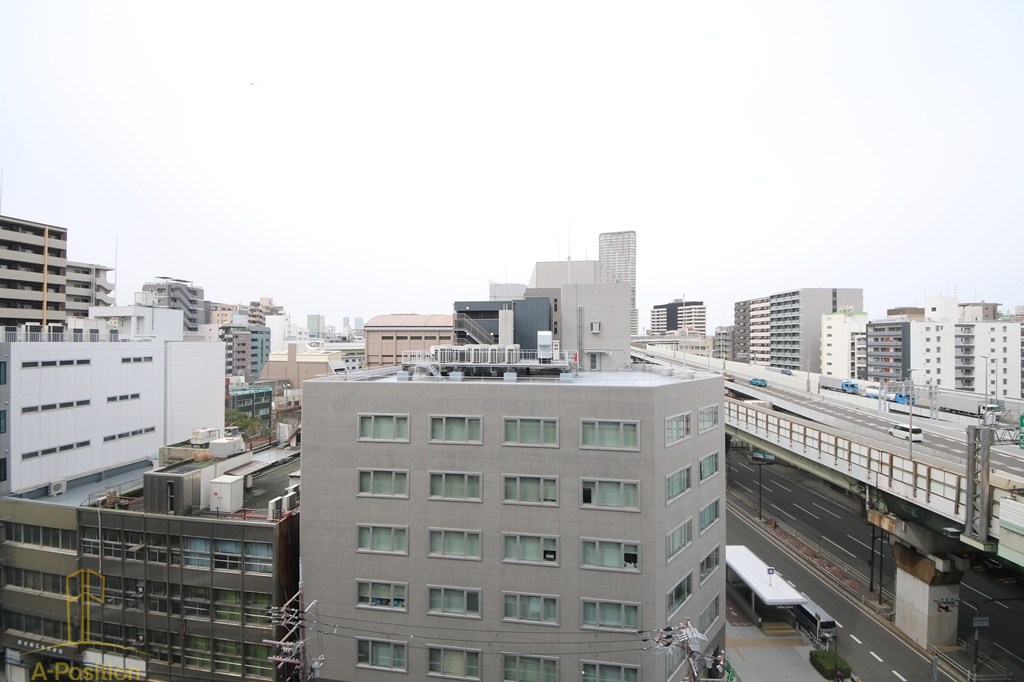 コンフォリア・リヴ本町WEST Q