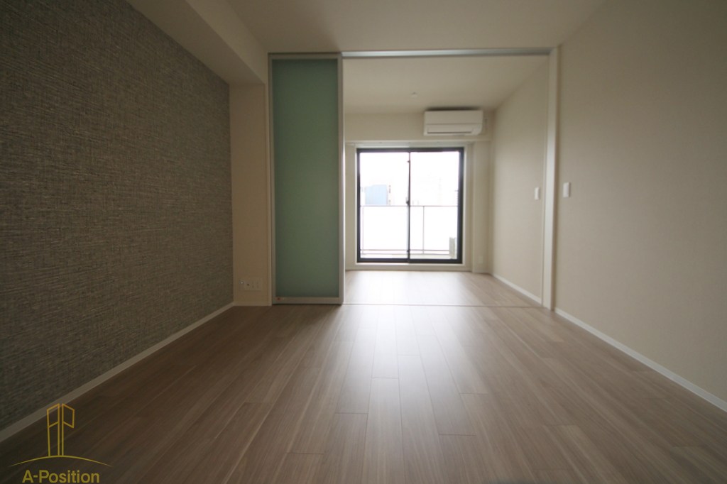 コンフォリア・リヴ本町WEST Q