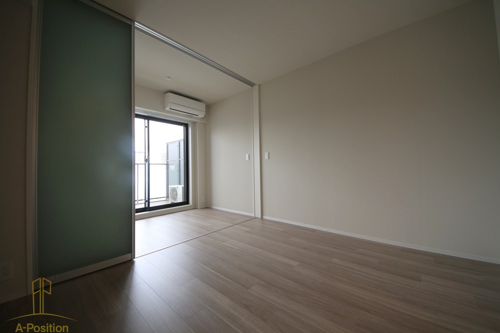 コンフォリア・リヴ本町WEST Q