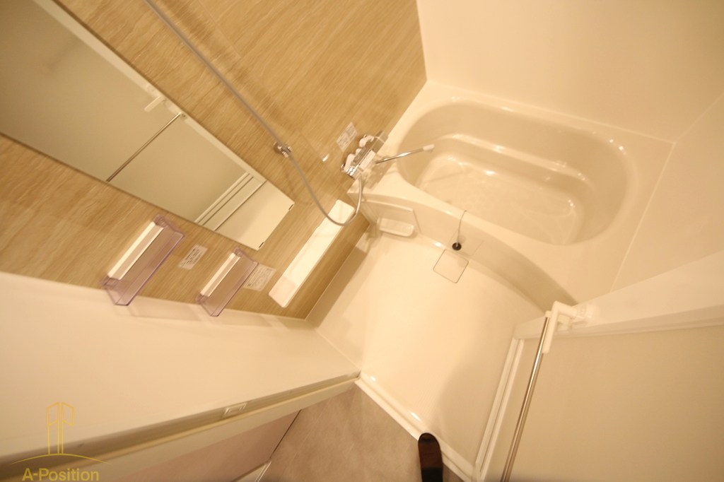 コンフォリア・リヴ本町WEST Q