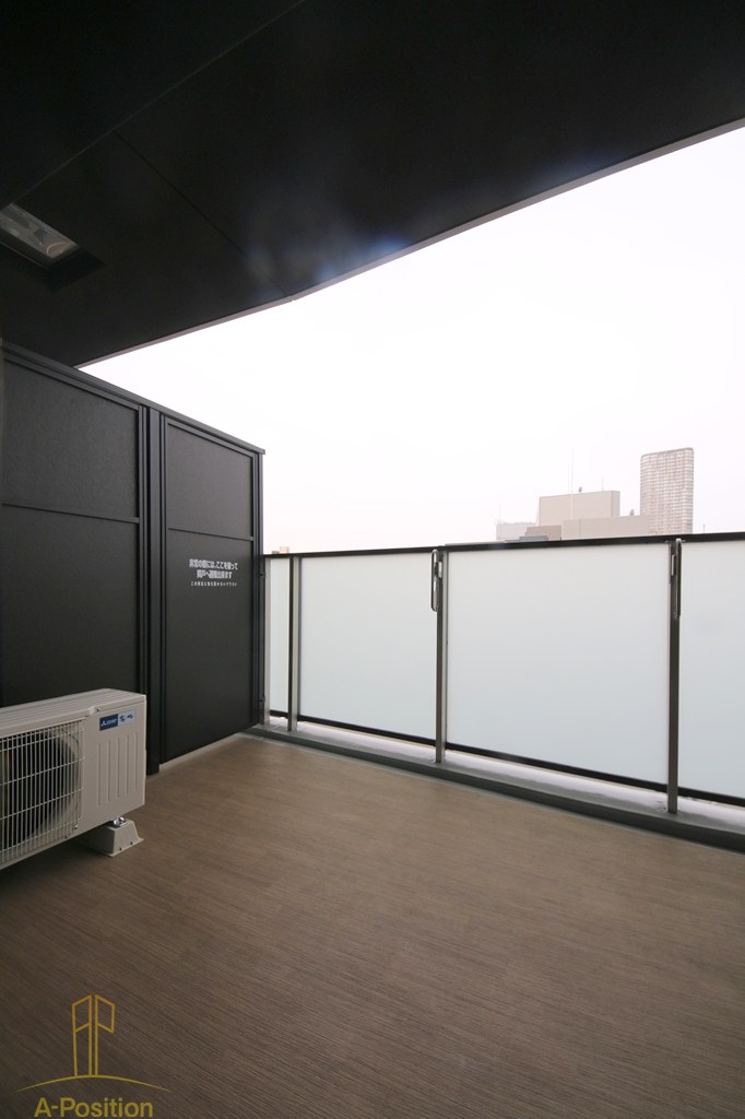 コンフォリア・リヴ本町WEST Q