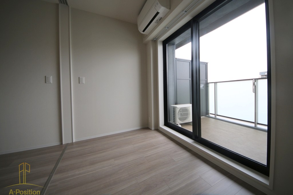 コンフォリア・リヴ本町WEST Q