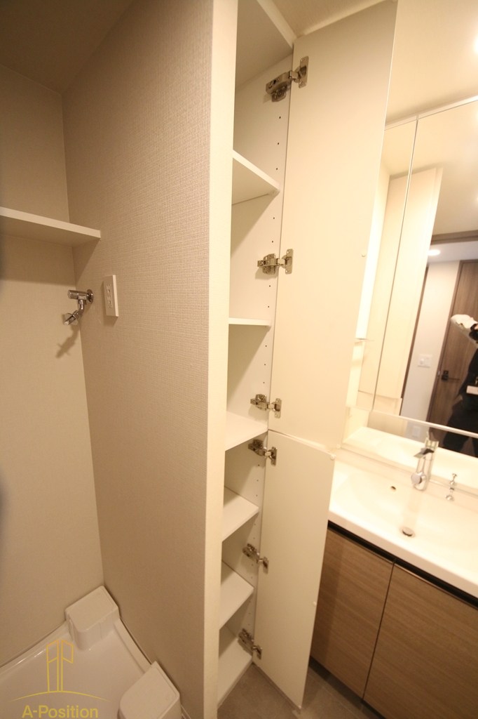 コンフォリア・リヴ本町WEST Q