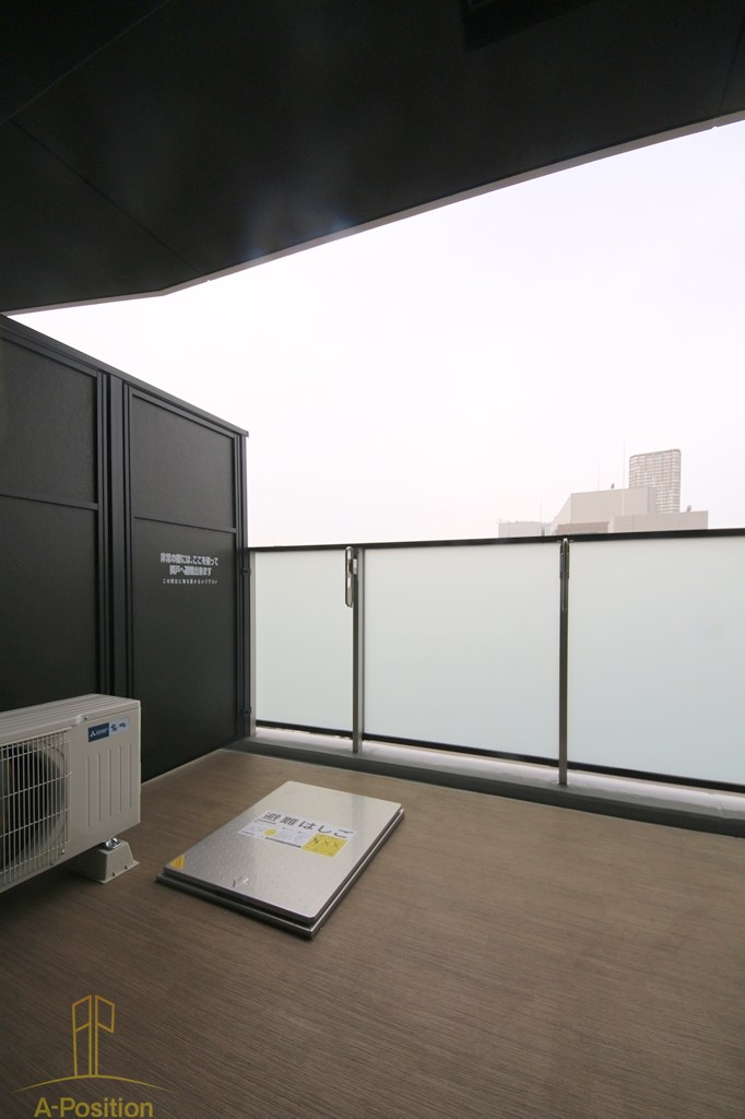 コンフォリア・リヴ本町WEST Q