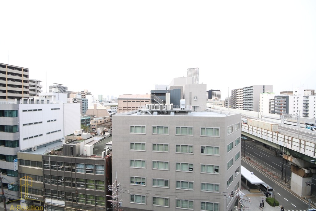 コンフォリア・リヴ本町WEST Q